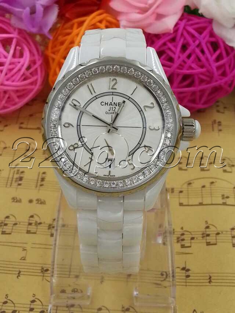 シャネル時計正面デザイン